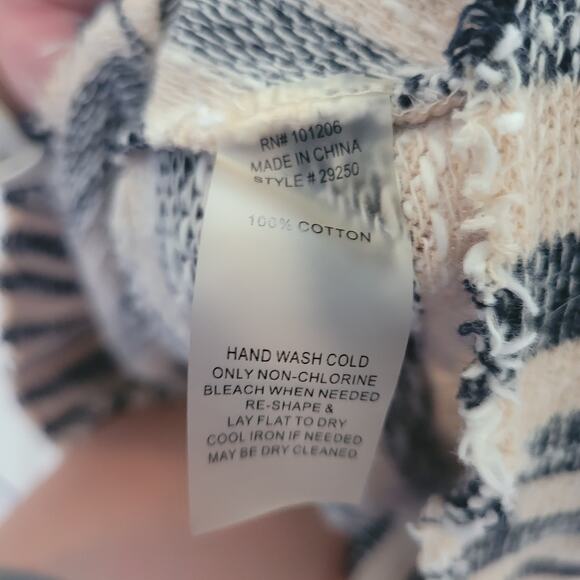 Soft Surroundings Size EST M Marina Stripe Pullover Sweater coastal chic beachy - Picture 9 of 9